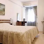 Ambasador Hotel