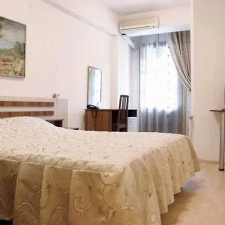 Ambasador Hotel