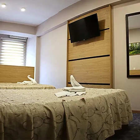 Ambasador 3* Skopje