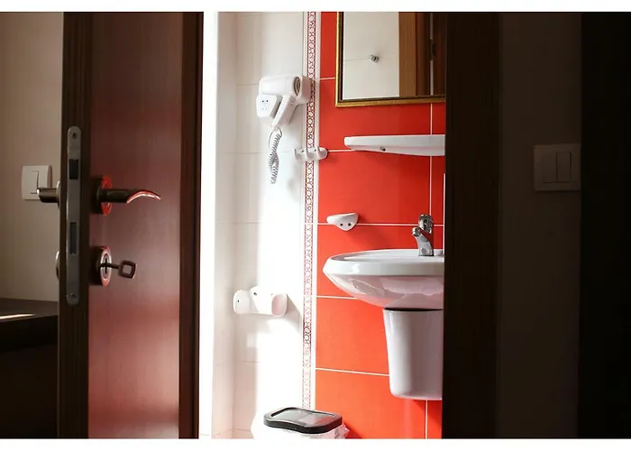 Ambasador Скопье