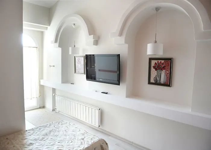 Ambasador Скопье